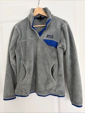 Patagonia Women’s Gorpcore Gray Fleece Pullover with Blue Accents